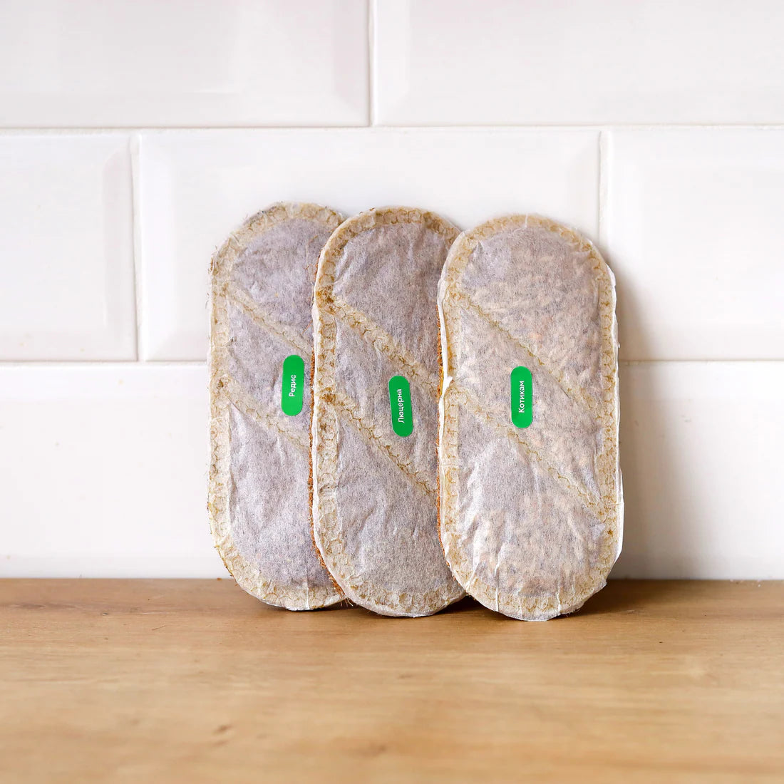 Tapis de Culture de Micropousses avec Graines de Radis